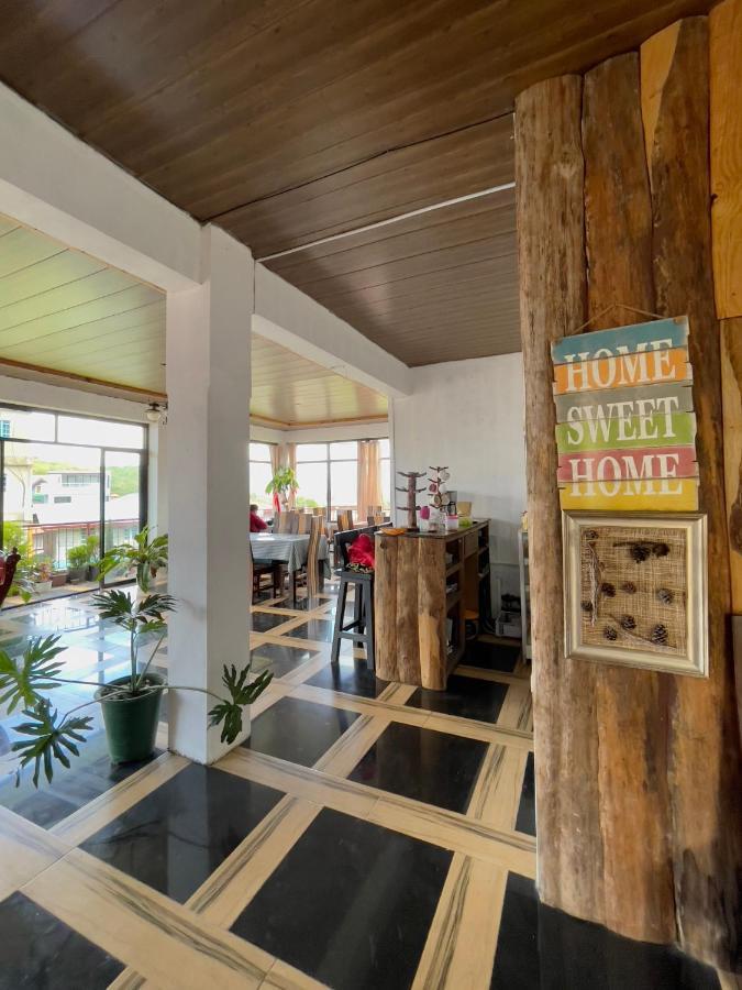 Andrew & Mary'S Lodging House サガダ エクステリア 写真